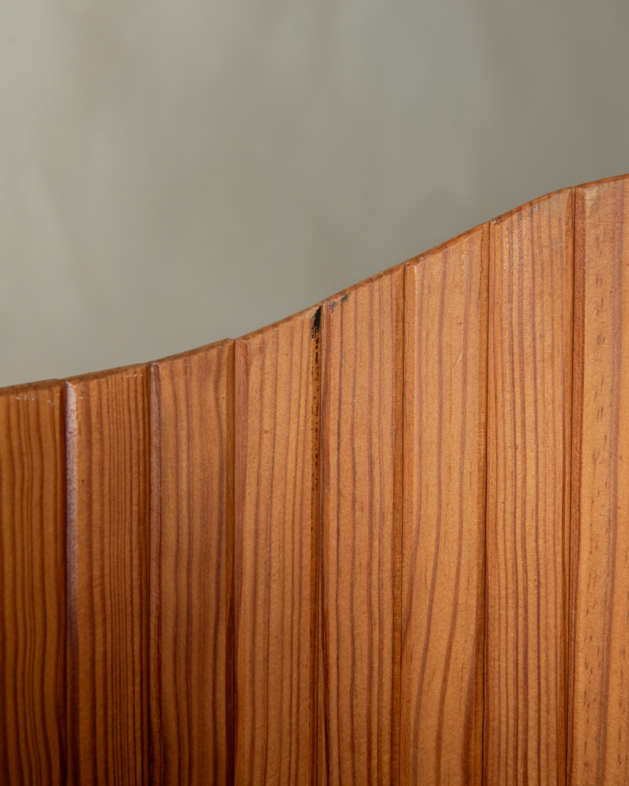 Vintage Art Deco Pine Tambour Room Divider by Jomain Baumann for Baumann, 1930s