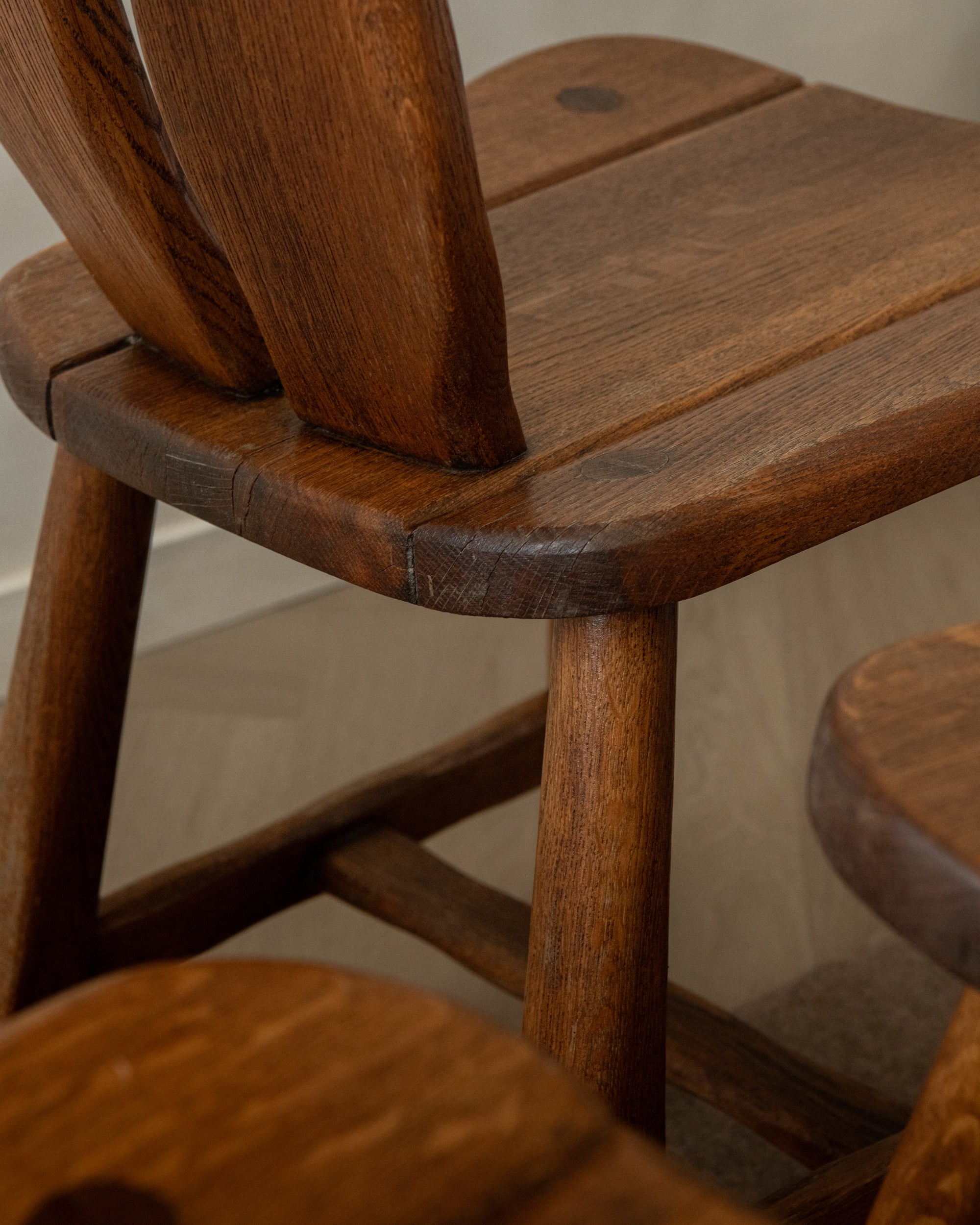 Brutalist Oak Dining Chairs with Sculptural High Backs by De Puydt, 1960s, Set of 4