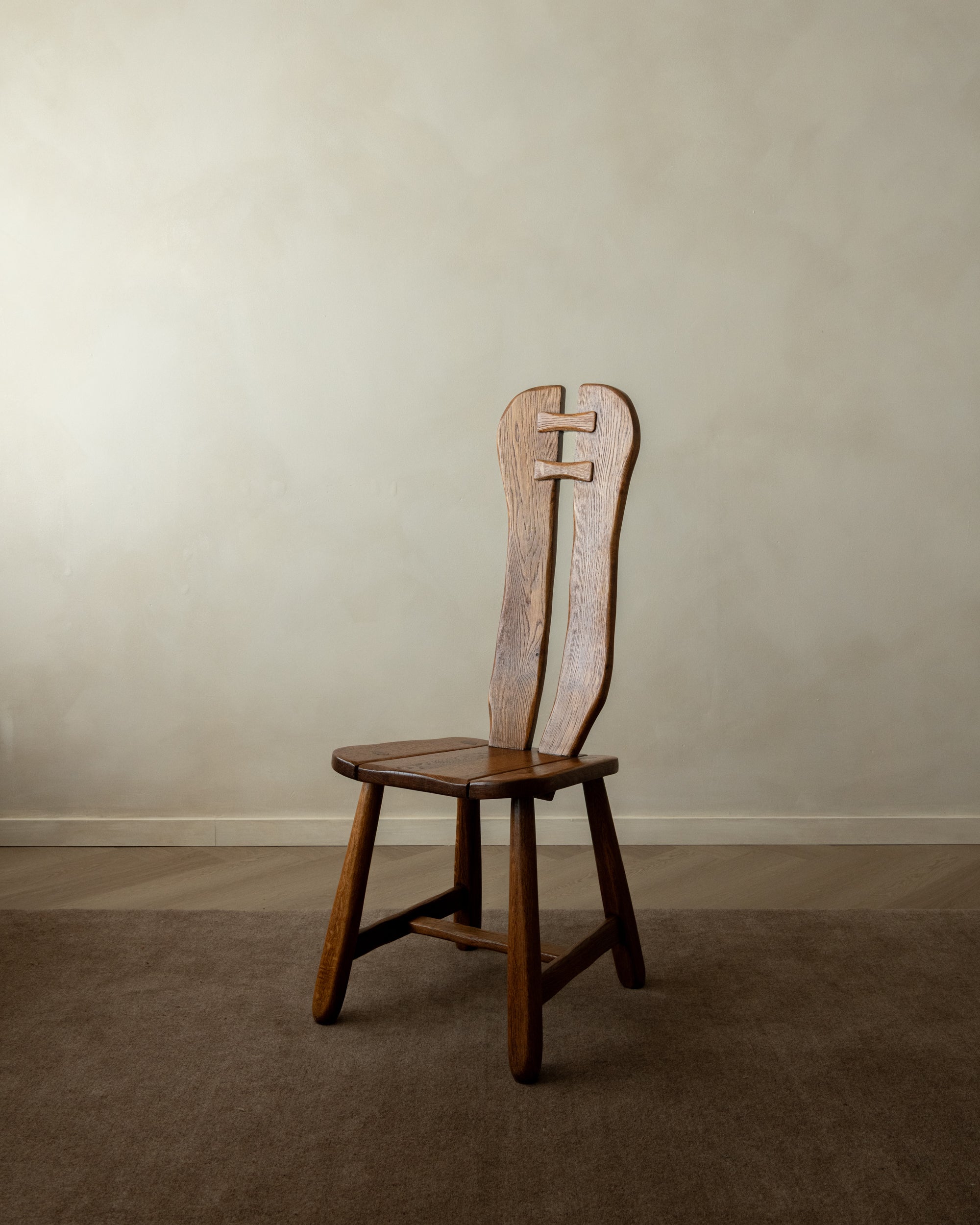 Brutalist Oak Dining Chairs with Sculptural High Backs by De Puydt, 1960s, Set of 4