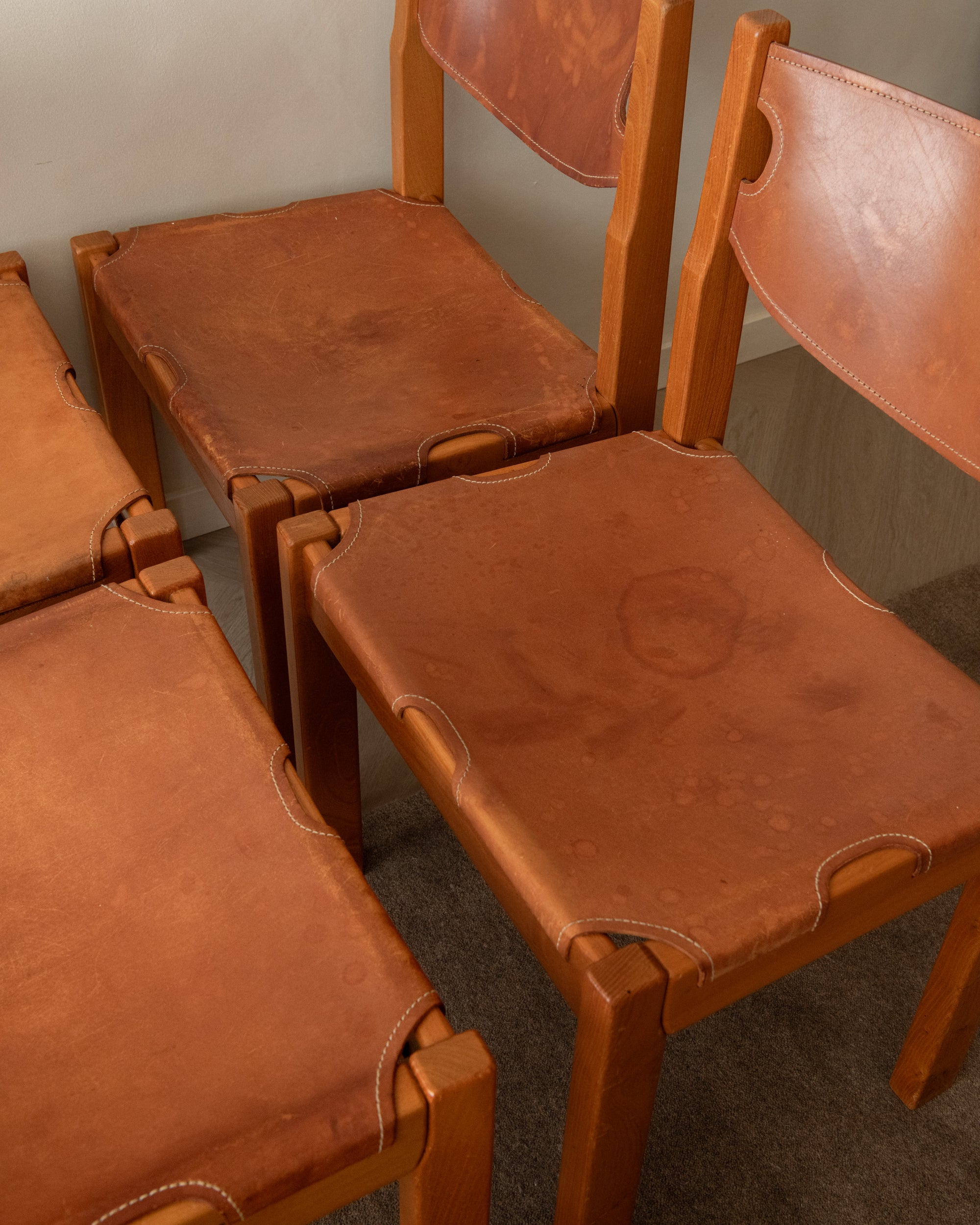 Brutalist Elm and Leather Dining Chairs by Maison Regain, 1970s, Set of 4