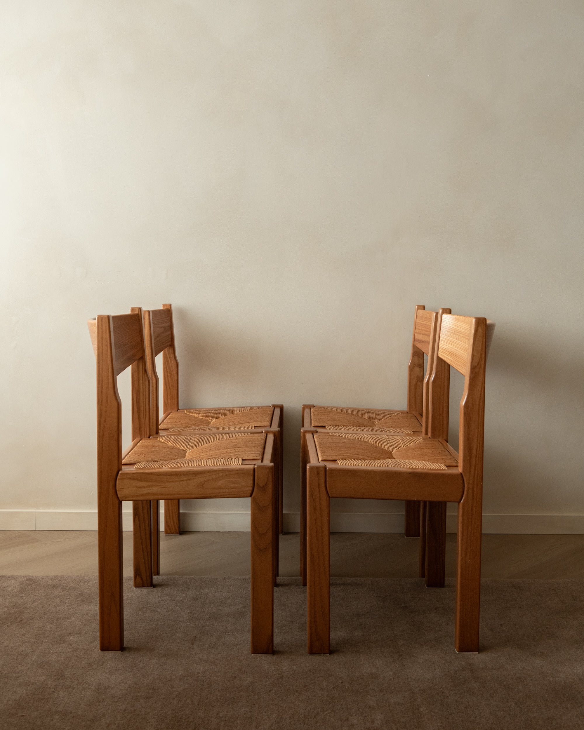 Mid Century Elm and Rush Dining Chairs by Maison Regain, 1970s, Set of 4