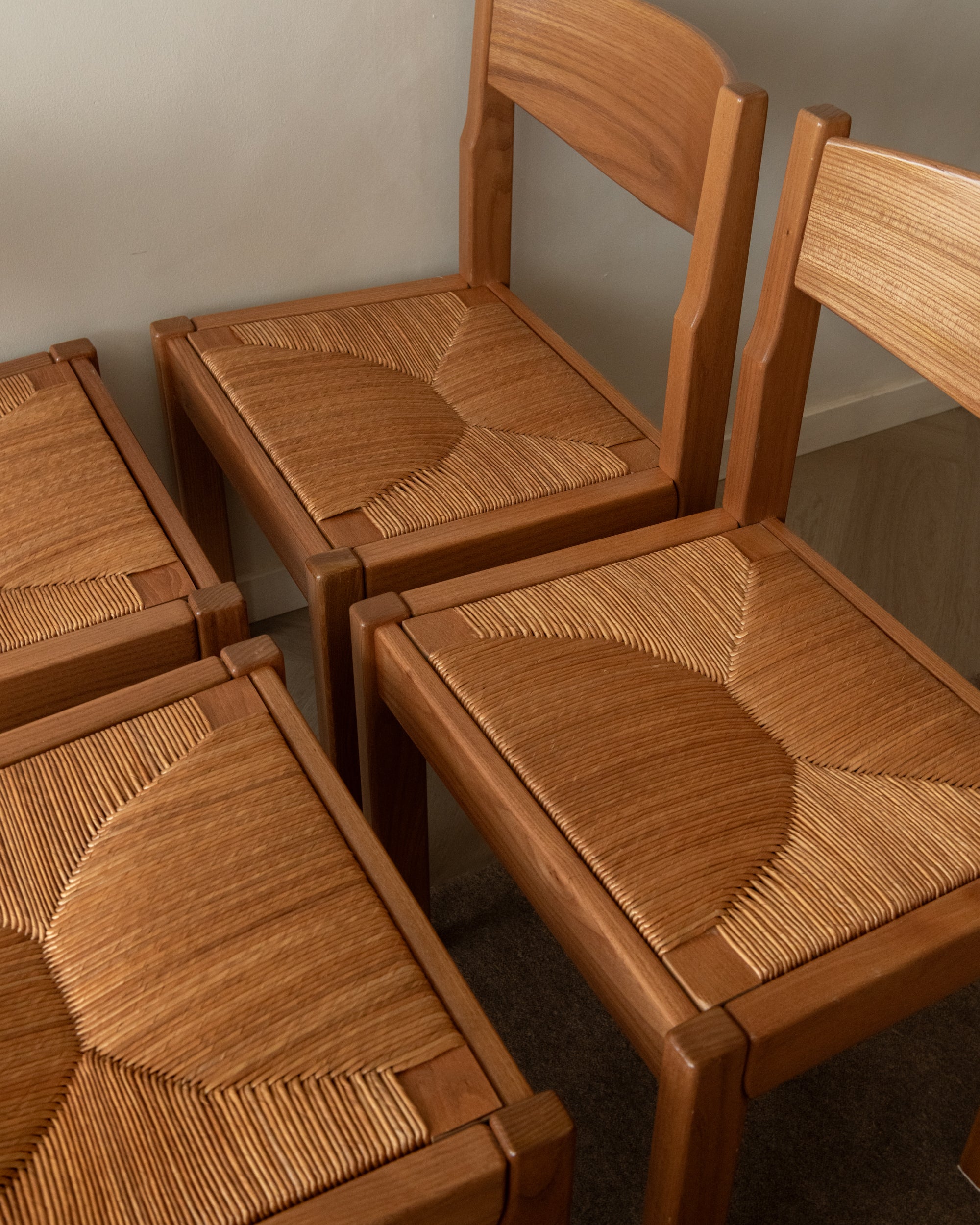 Mid Century Elm and Rush Dining Chairs by Maison Regain, 1970s, Set of 4