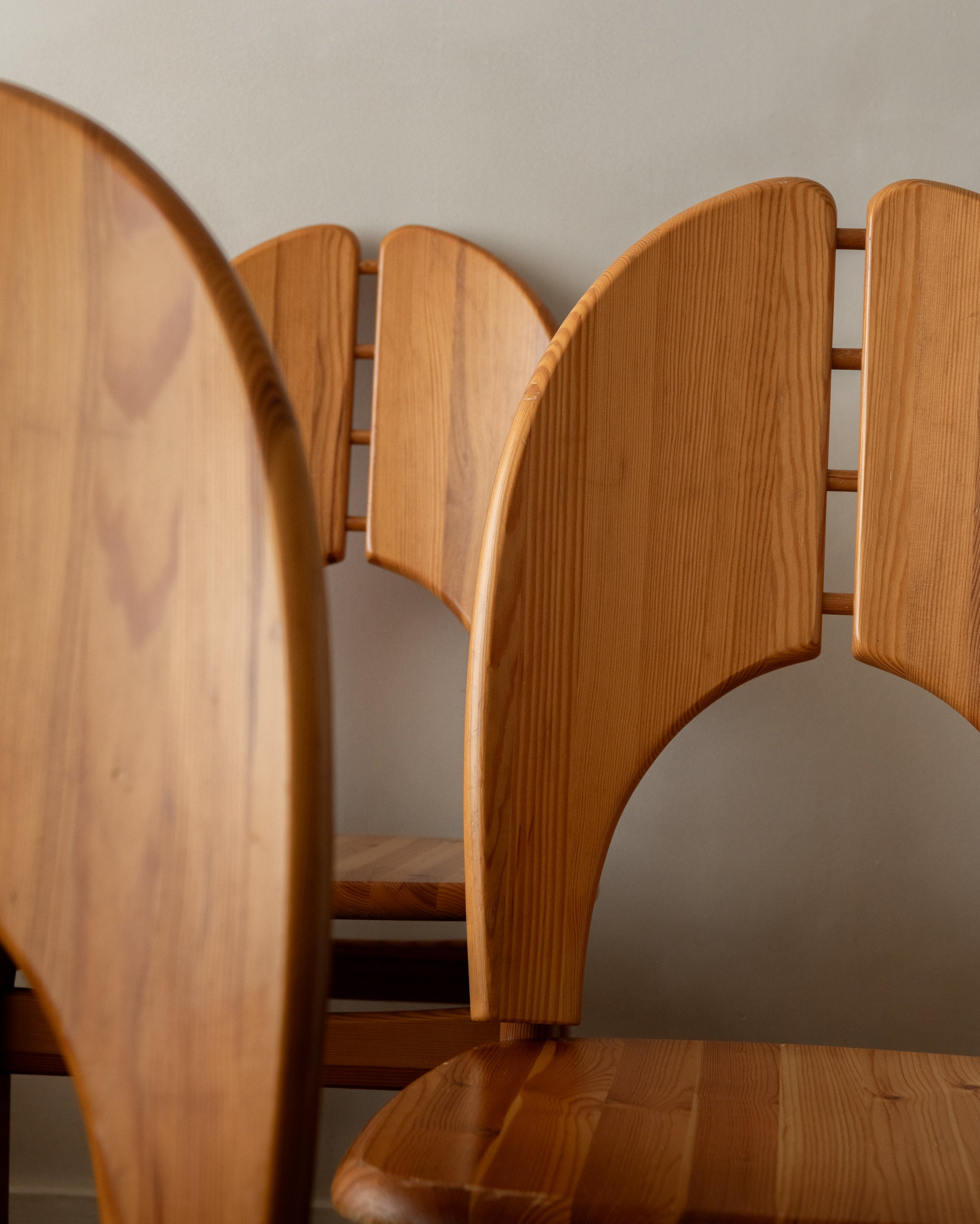 Scandinavian Brutalist Pine Dining Chairs, 1970s, Set of 6