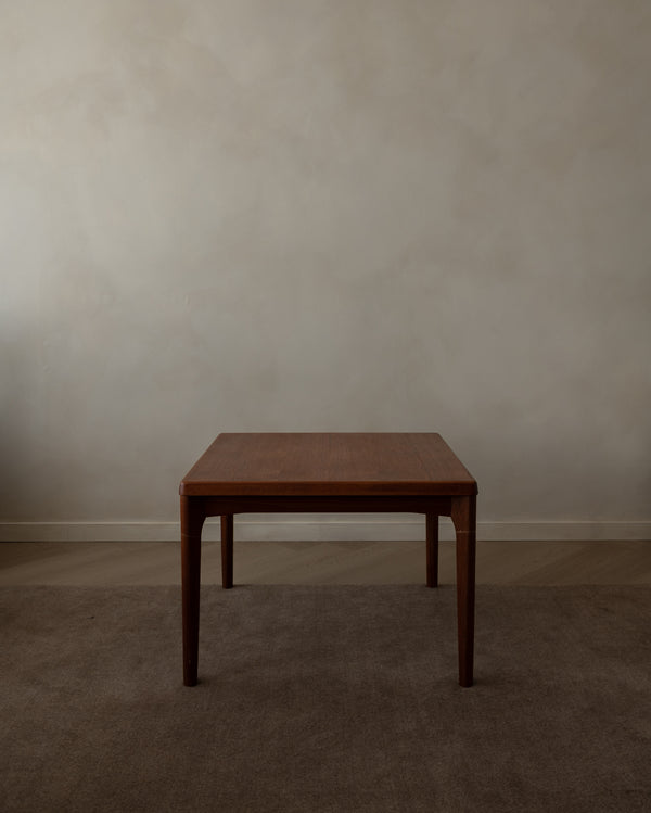 Mid Century Modern Teak Coffee Table by Henning Kjærnulf for Vejle Møbelfabrik, 1960s
