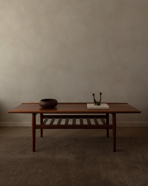 Danish Modern Teak Coffee Table by Grete Jalk, 1960s, Slatted Magazine Shelf