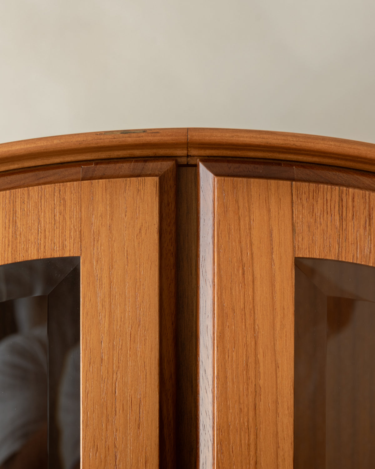 Mid Century Arched Display Cabinet by Brinkmann, 1980s
