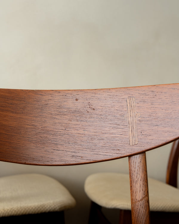 Mid Century Modern Teak CH30 Dining Chairs by Hans J. Wegner for Carl Hansen & Søn, 1960s, Set of 4