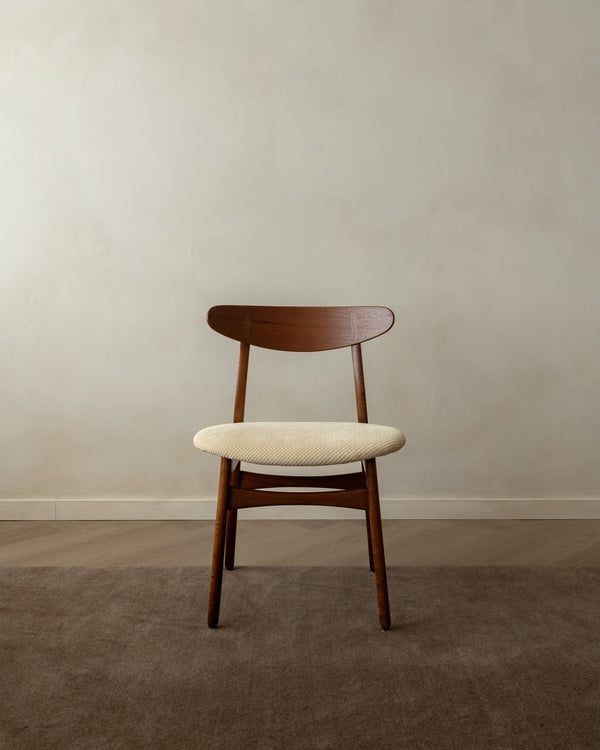 Mid Century Modern Teak CH30 Dining Chairs by Hans J. Wegner for Carl Hansen & Søn, 1960s, Set of 4
