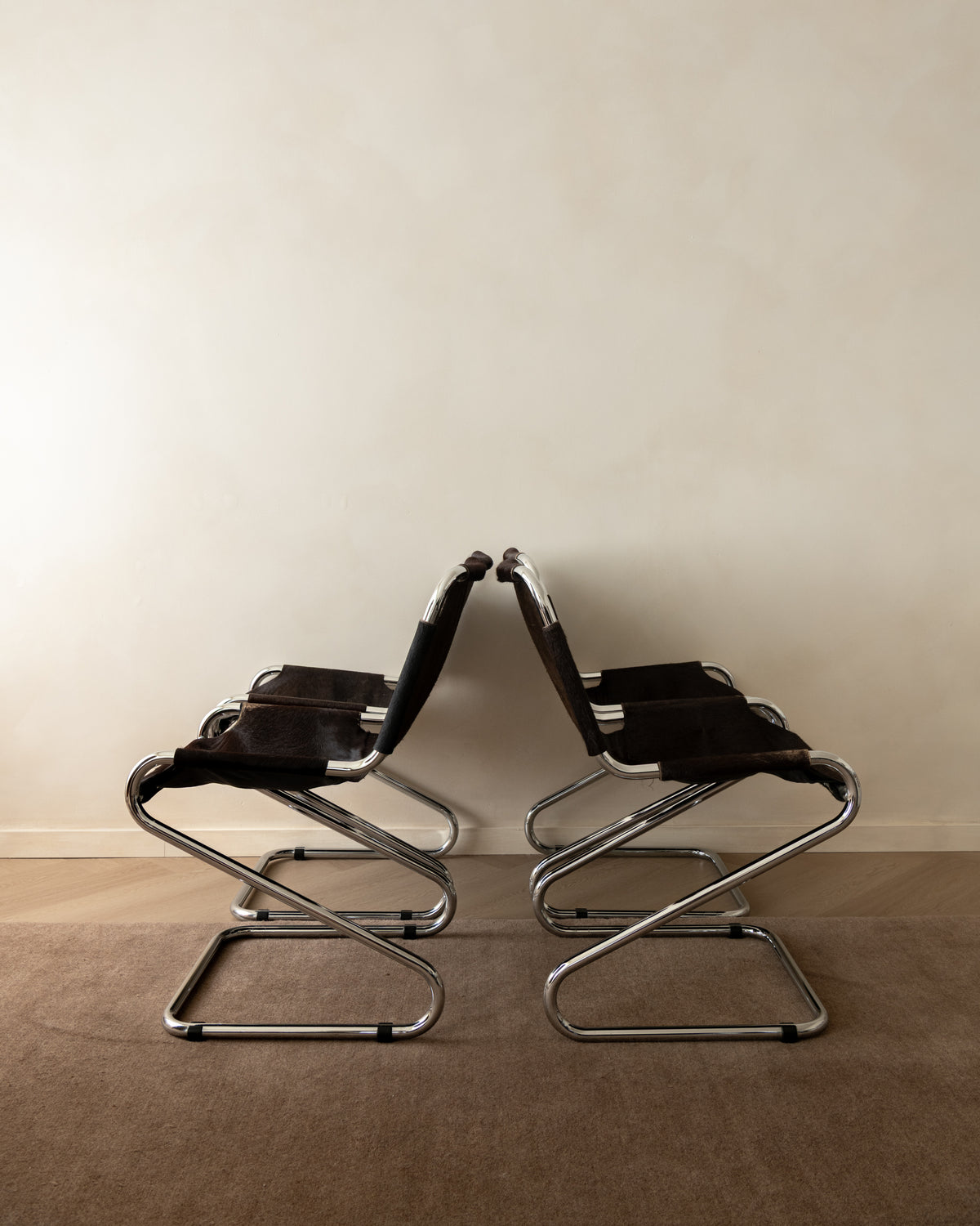Italian Chrome and Cowhide Cantilever Dining Chairs, 1970s, Set of 4