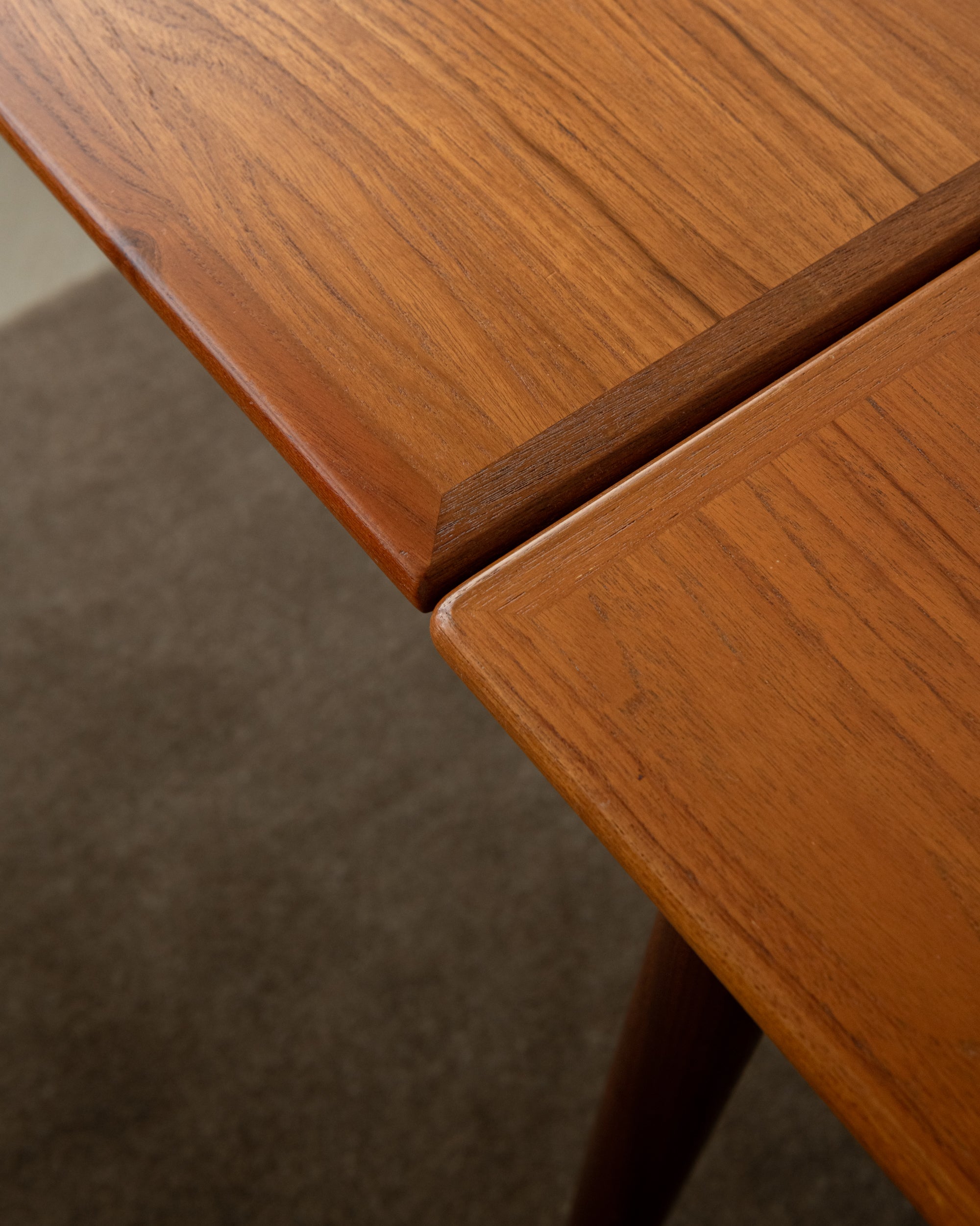Danish Modern Teak Extendable Dining Table Model 24 by Ansager Møbler, 1960s