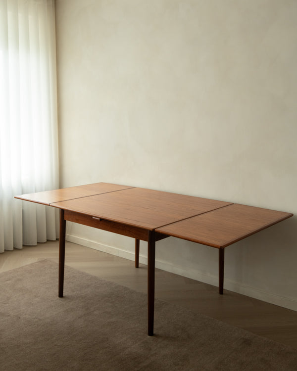 Danish Modern Teak Extendable Dining Table Model 24 by Ansager Møbler, 1960s