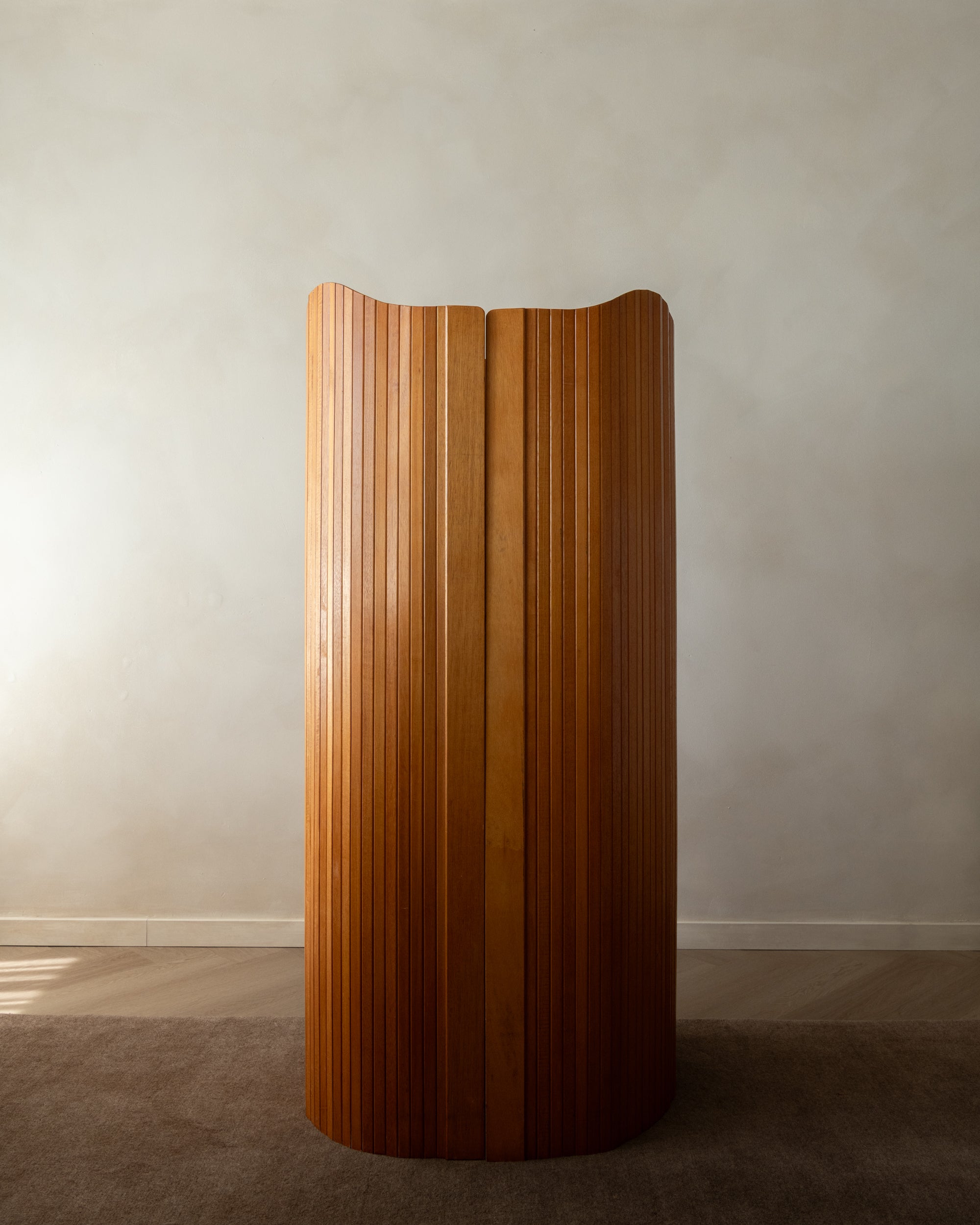 French Art Deco Pine Tambour Room Divider by Jomain Baumann, 1930s