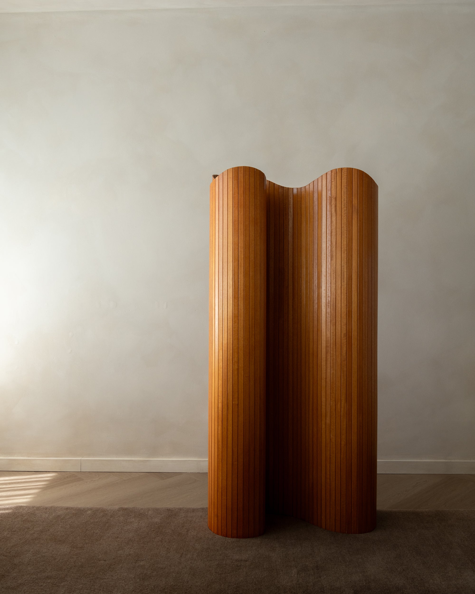 French Art Deco Pine Tambour Room Divider by Jomain Baumann, 1930s
