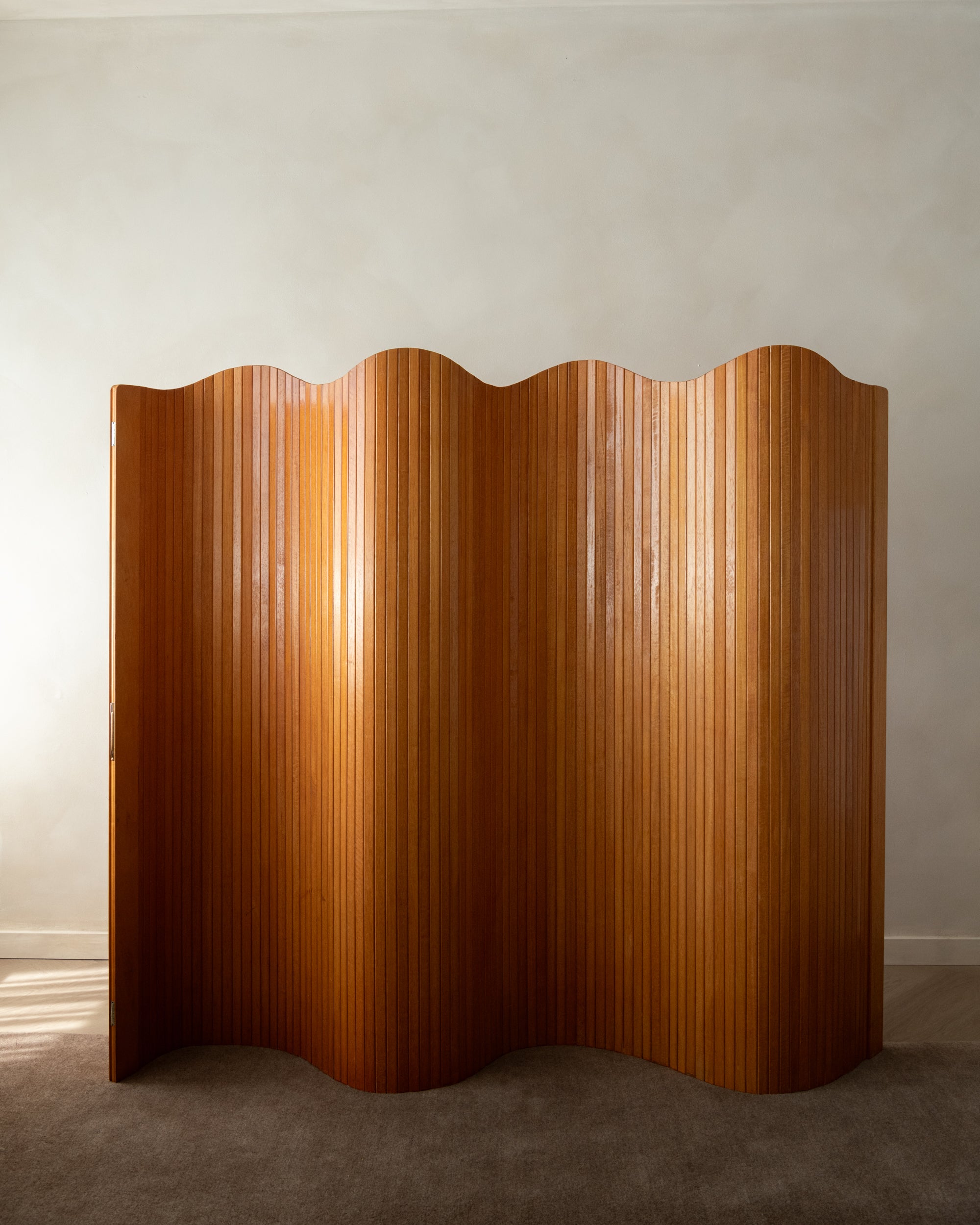 French Art Deco Pine Tambour Room Divider by Jomain Baumann, 1930s